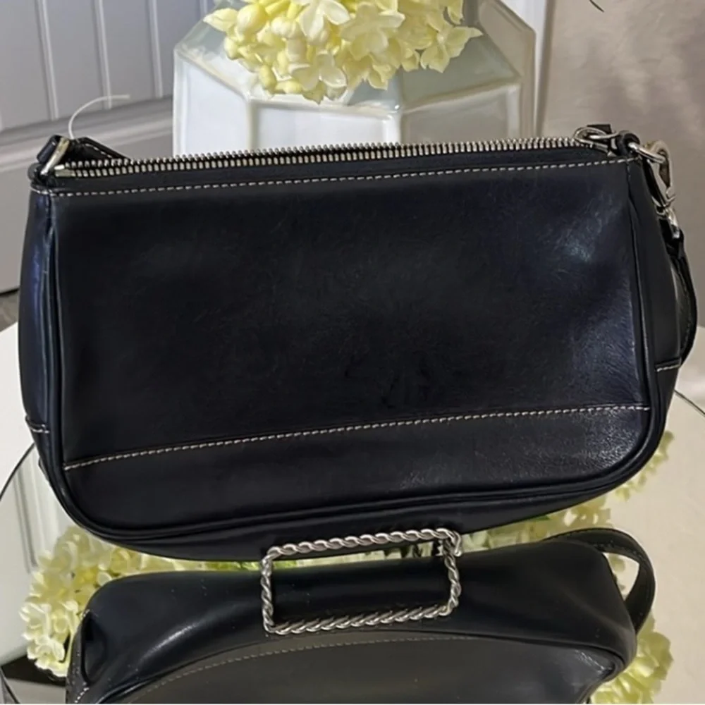 VINTAGE Coach Hampton Black Leather Demi Baguette Purse